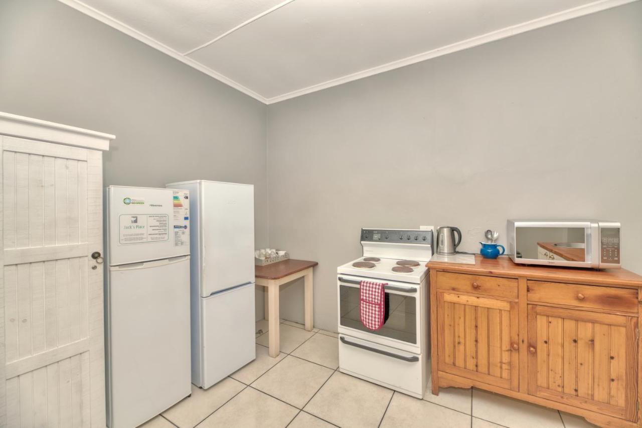 Jack'S Place Bredasdorp Bagian luar foto